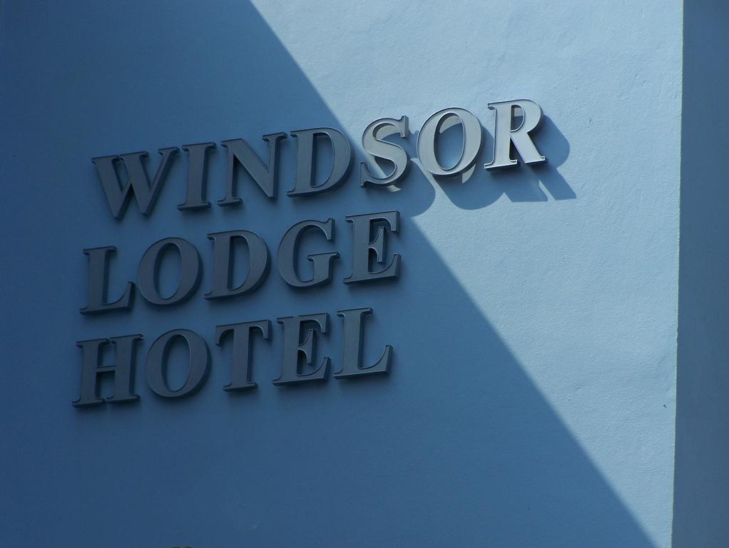 Windsor Lodge Суонзи Екстериор снимка